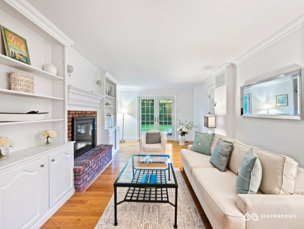 Hamptons Home 1020820