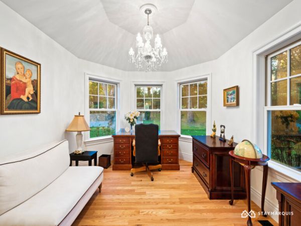 Hamptons Home 1020820