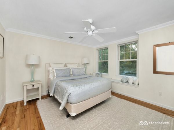 Hamptons Home 1020820