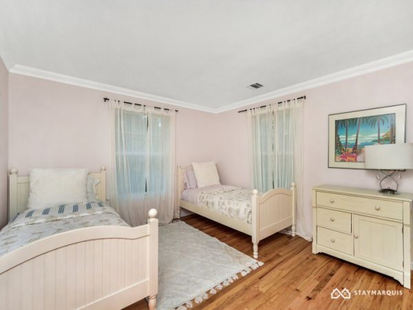 Hamptons Home 1020820