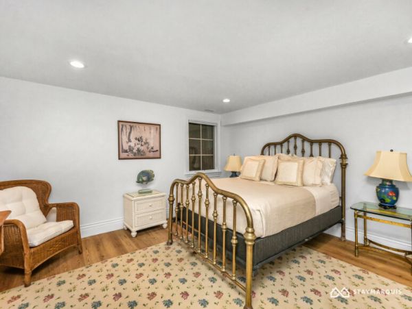 Hamptons Home 1020820