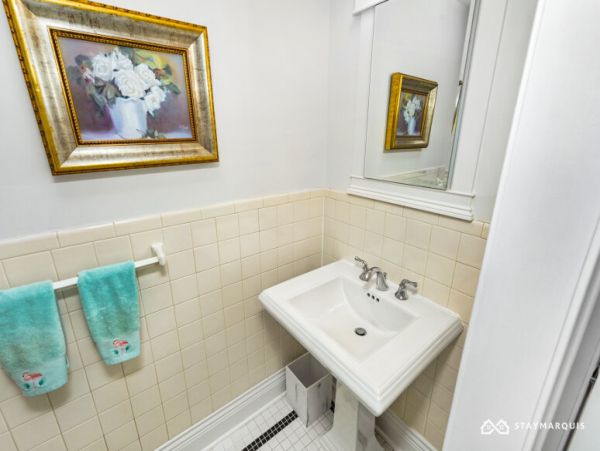 Hamptons Home 1020820