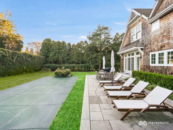 Hamptons Home 1020820
