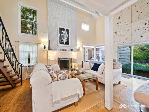 Hamptons Home 1020822