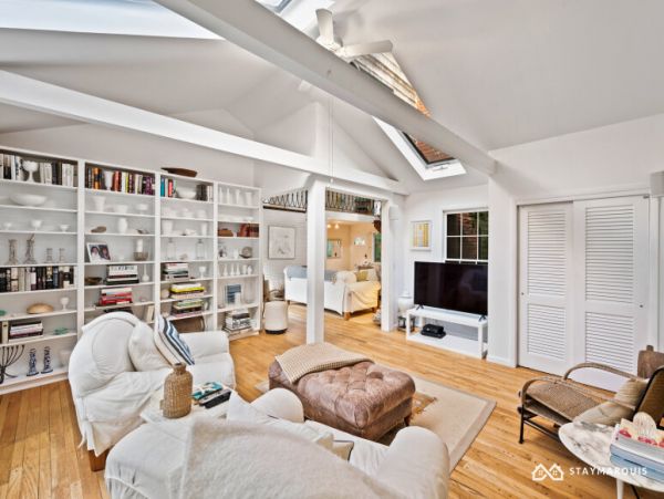 Hamptons Home 1020822