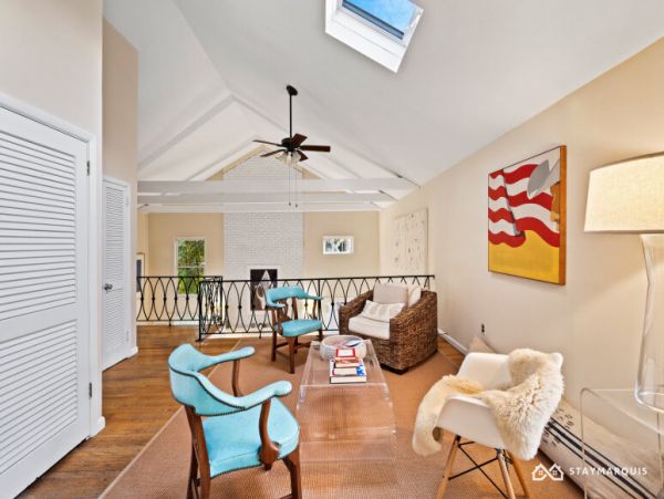 Hamptons Home 1020822