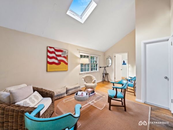 Hamptons Home 1020822