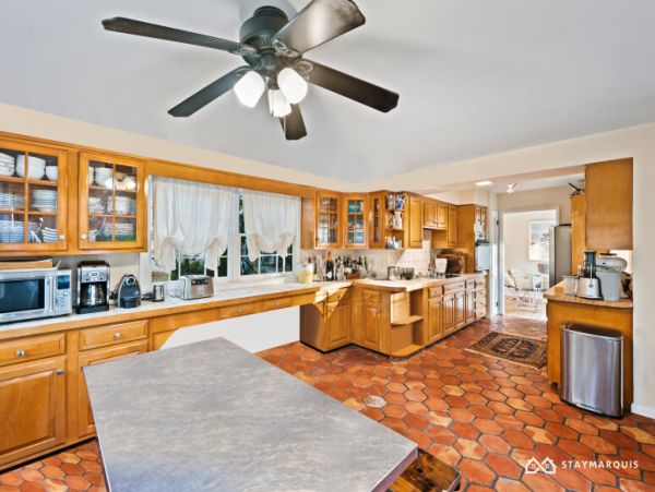 Hamptons Home 1020822