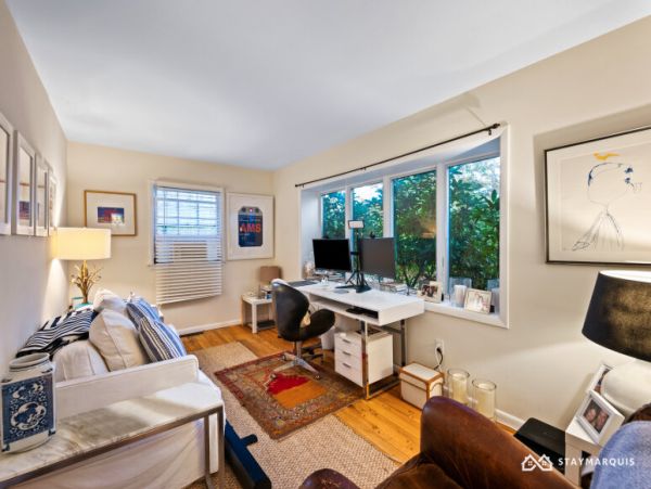 Hamptons Home 1020822