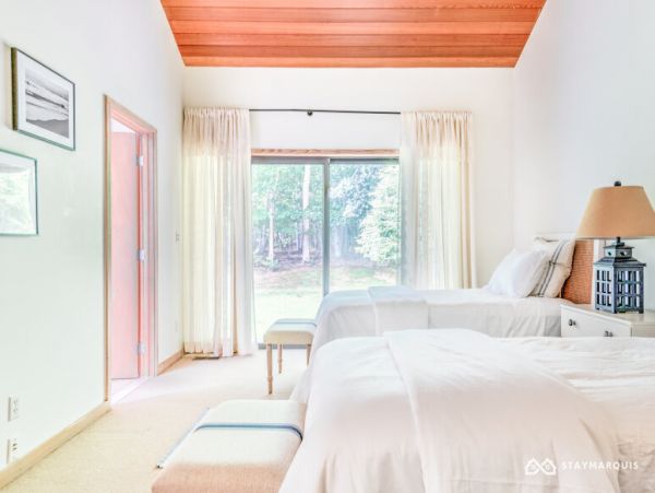 Hamptons Home 1020824
