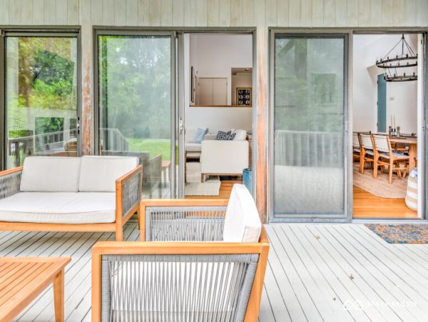 Hamptons Home 1020824