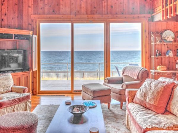 Hamptons Home 1020825