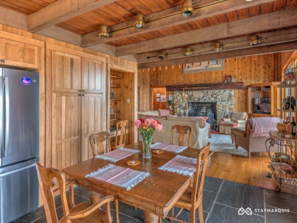 Hamptons Home 1020825