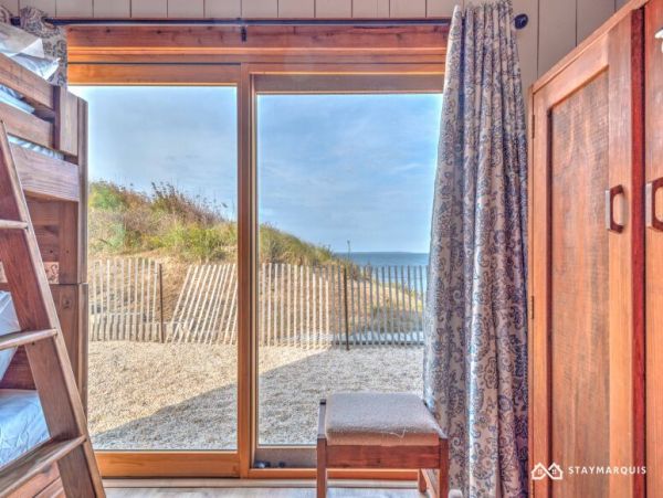 Hamptons Home 1020825