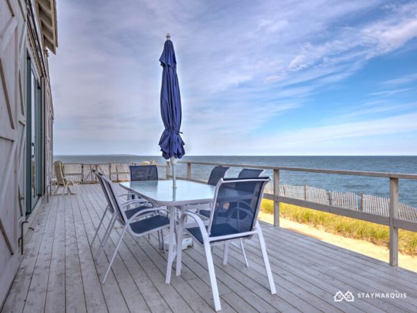 Hamptons Home 1020825