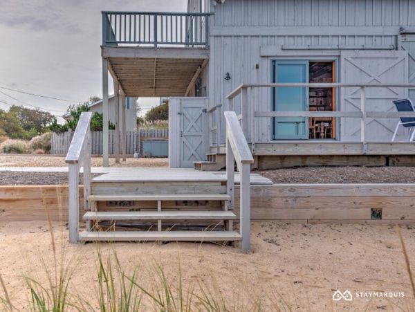 Hamptons Home 1020825