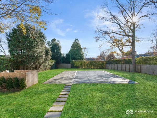 Hamptons Home 1020826