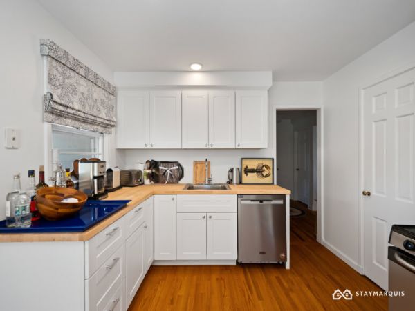 Hamptons Home 1020826