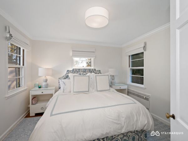 Hamptons Home 1020826