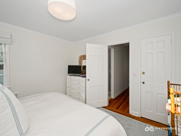 Hamptons Home 1020826
