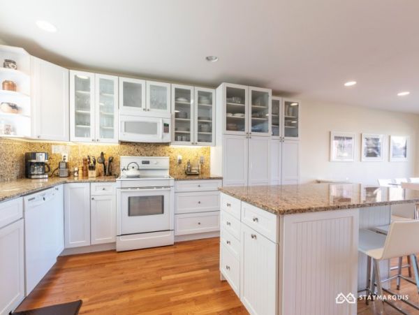 Hamptons Home 1020827