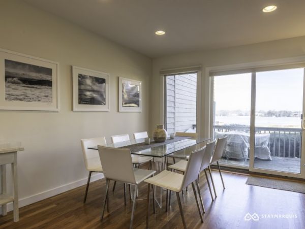 Hamptons Home 1020827