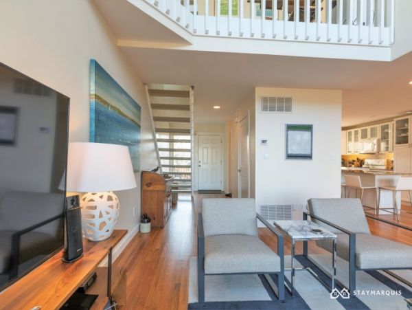 Hamptons Home 1020827