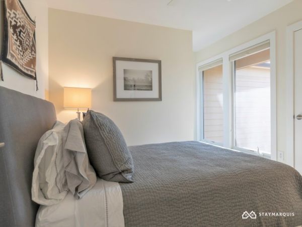 Hamptons Home 1020827