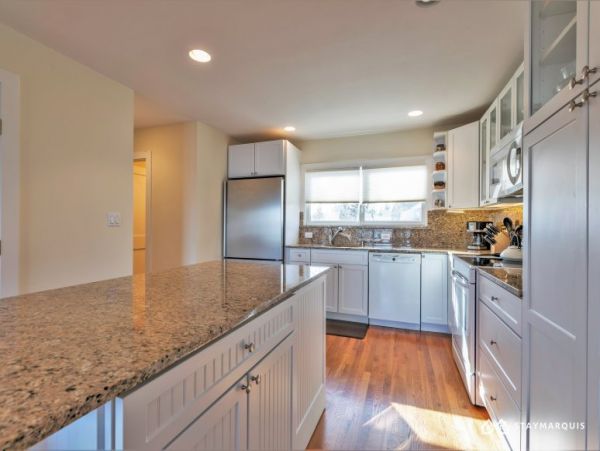 Hamptons Home 1020827