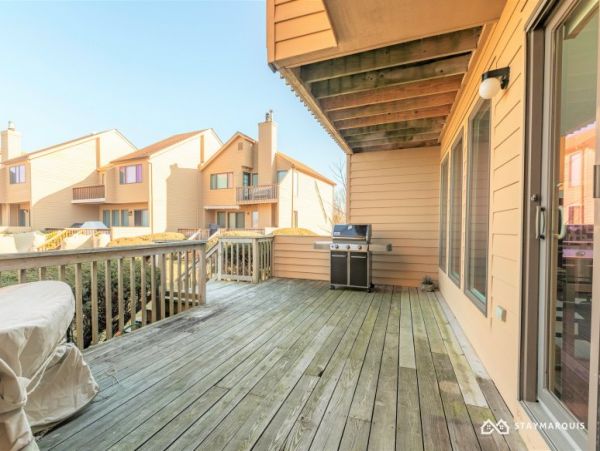 Hamptons Home 1020827