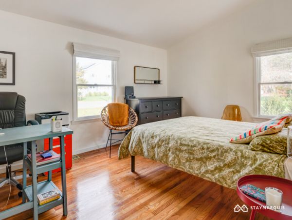 Hamptons Home 1020828