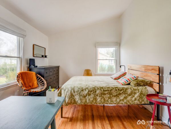 Hamptons Home 1020828