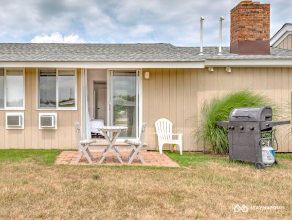 Hamptons Home 1020829