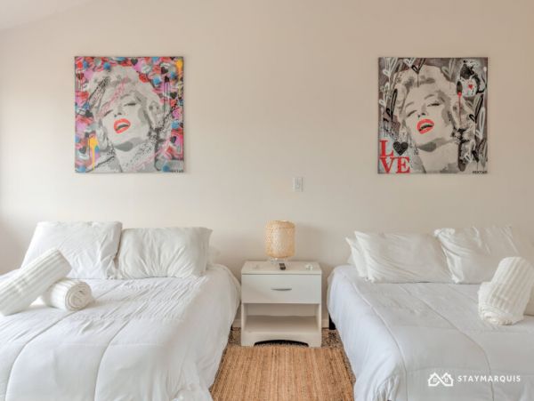 Hamptons Home 1020829
