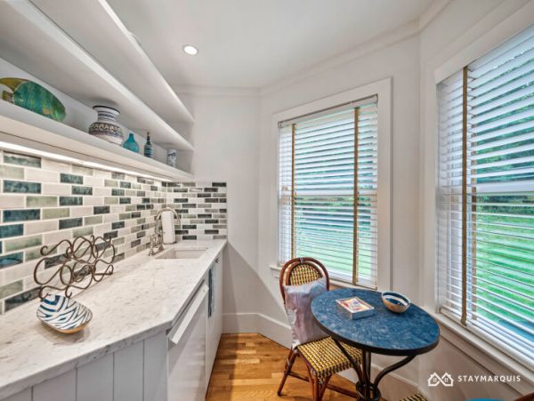 Hamptons Home 1020830
