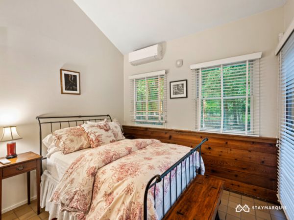 Hamptons Home 1020830