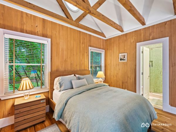 Hamptons Home 1020830