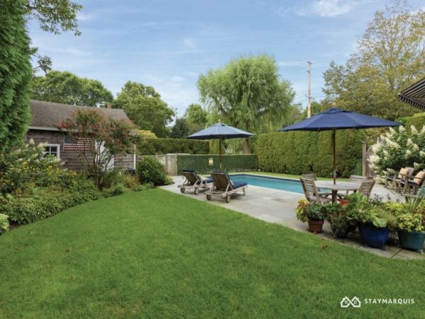 Hamptons Home 1020831