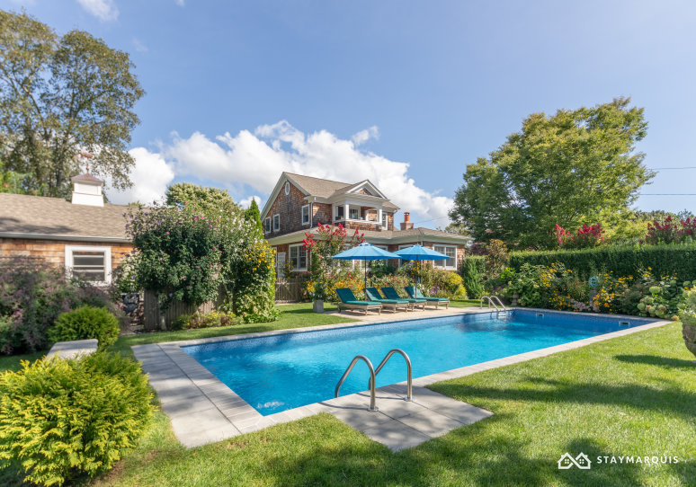 Hamptons Home 1020832