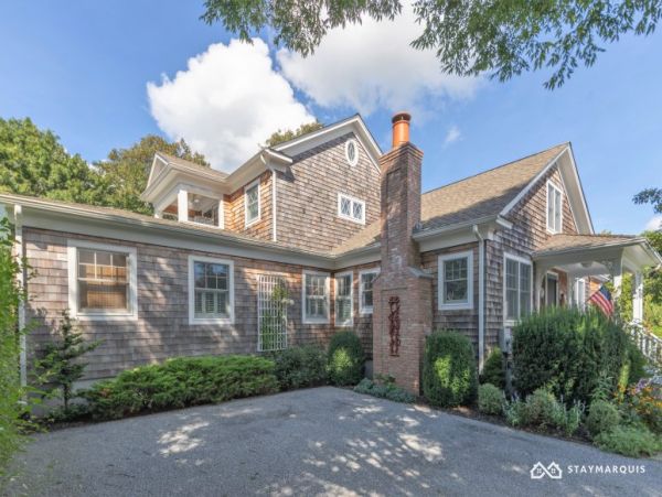 Hamptons Home 1020832