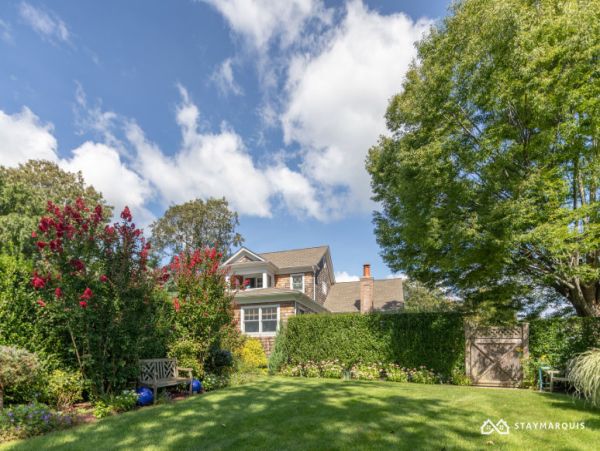 Hamptons Home 1020832
