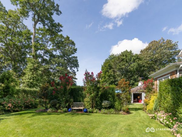 Hamptons Home 1020832