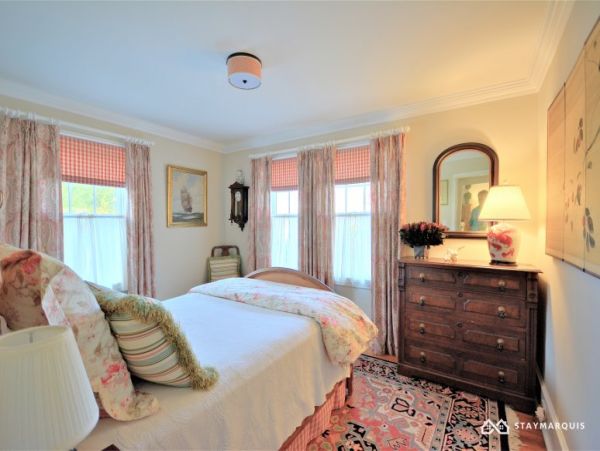 Hamptons Home 1020832