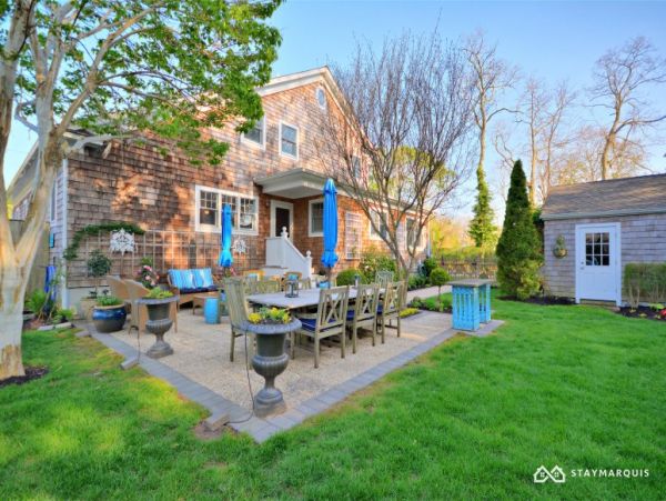 Hamptons Home 1020832