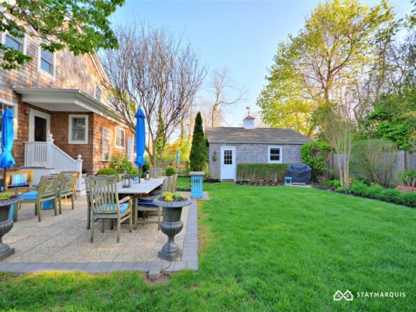 Hamptons Home 1020832