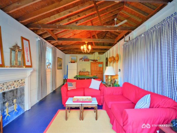 Hamptons Home 1020832