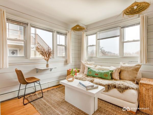Hamptons Home 1020833