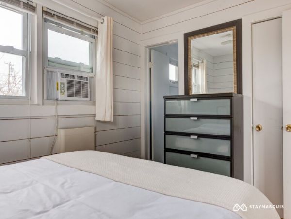 Hamptons Home 1020833