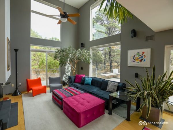 Hamptons Home 1020834
