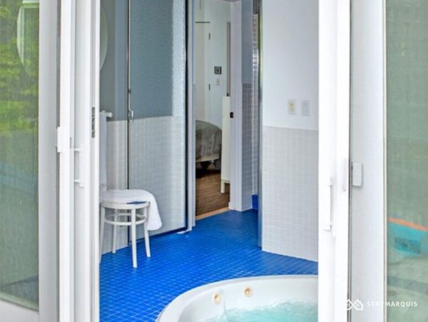 Hamptons Home 1020834